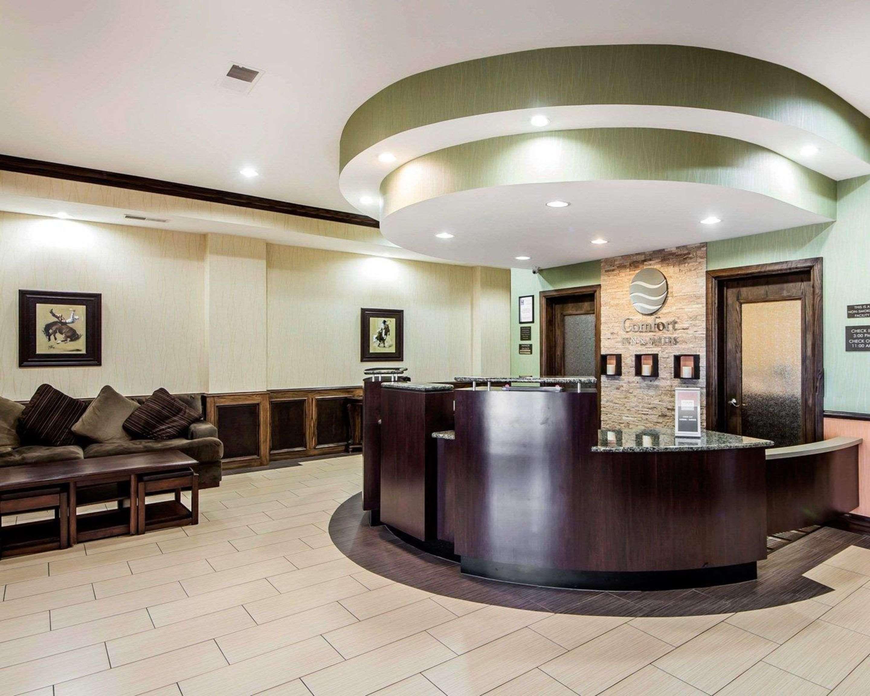 Comfort Inn & Suites Alva Exterior photo